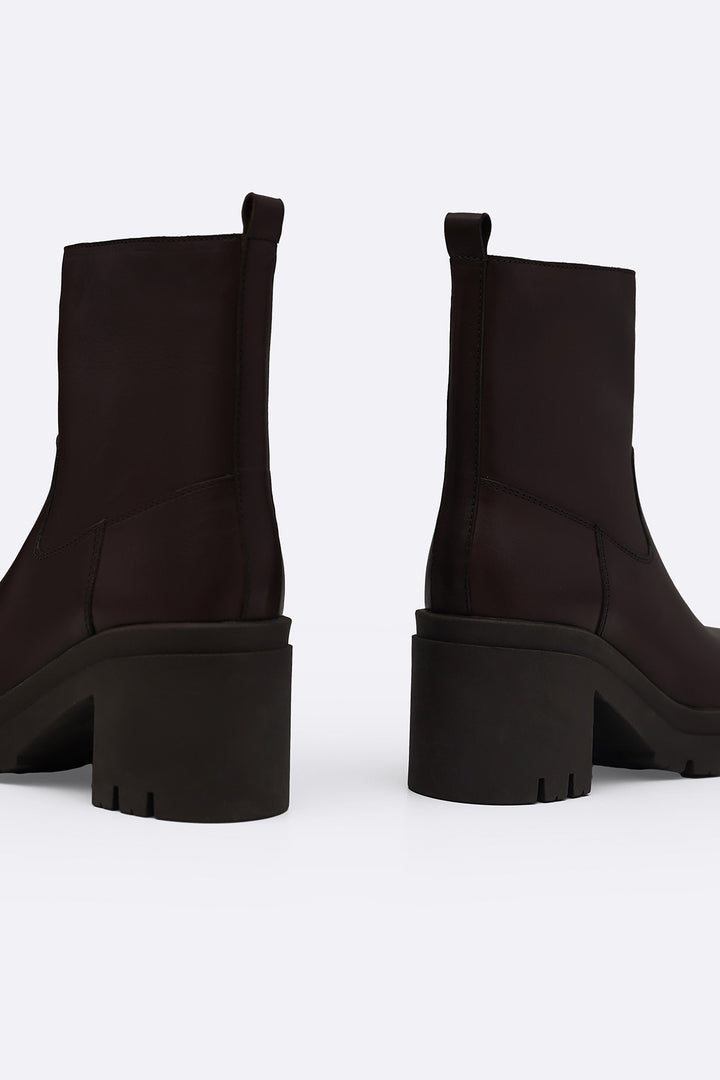 DARK BROWN LEATHER PLATFORM BOOTS