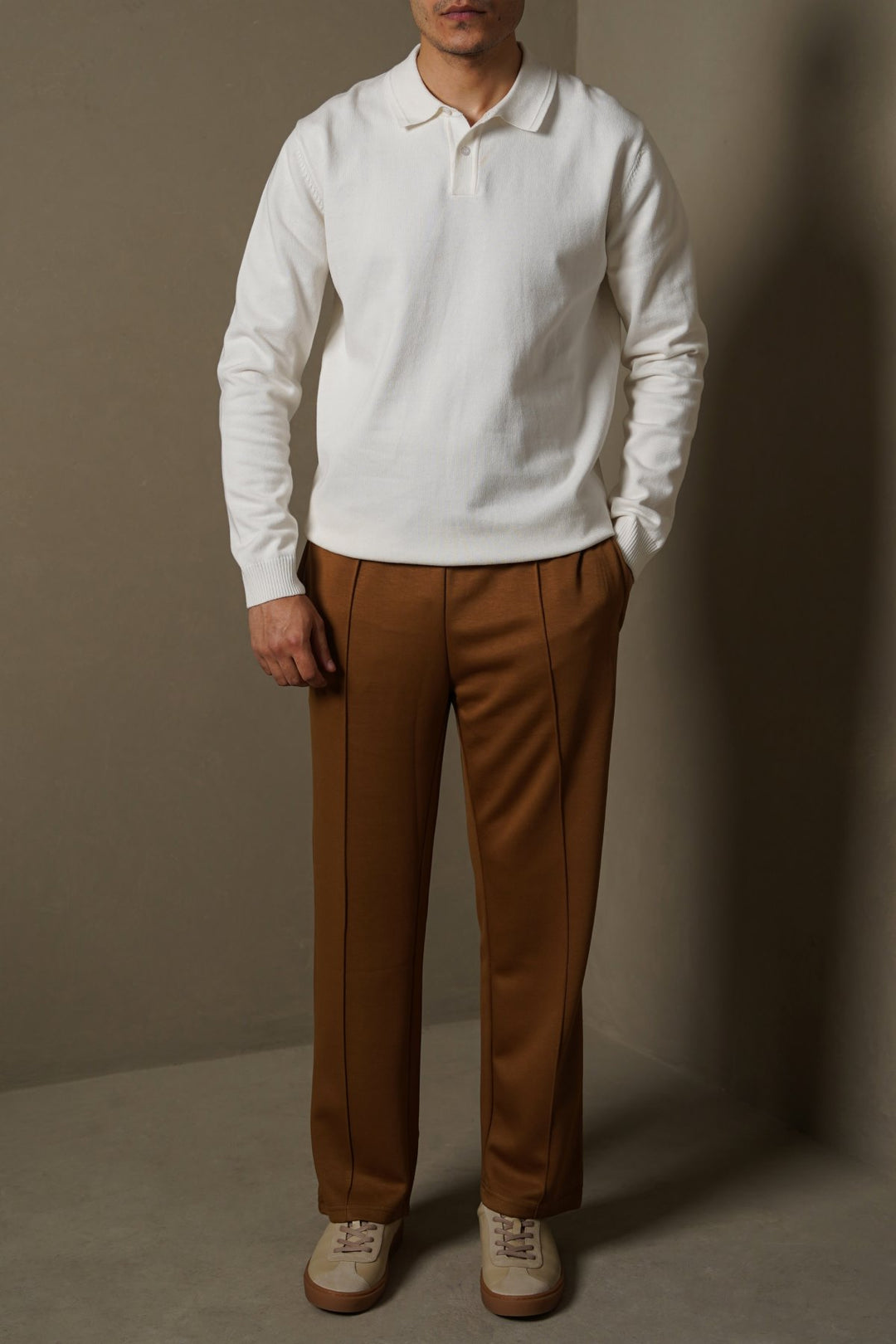CAMEL STRAIGHT KNITTED PANTS