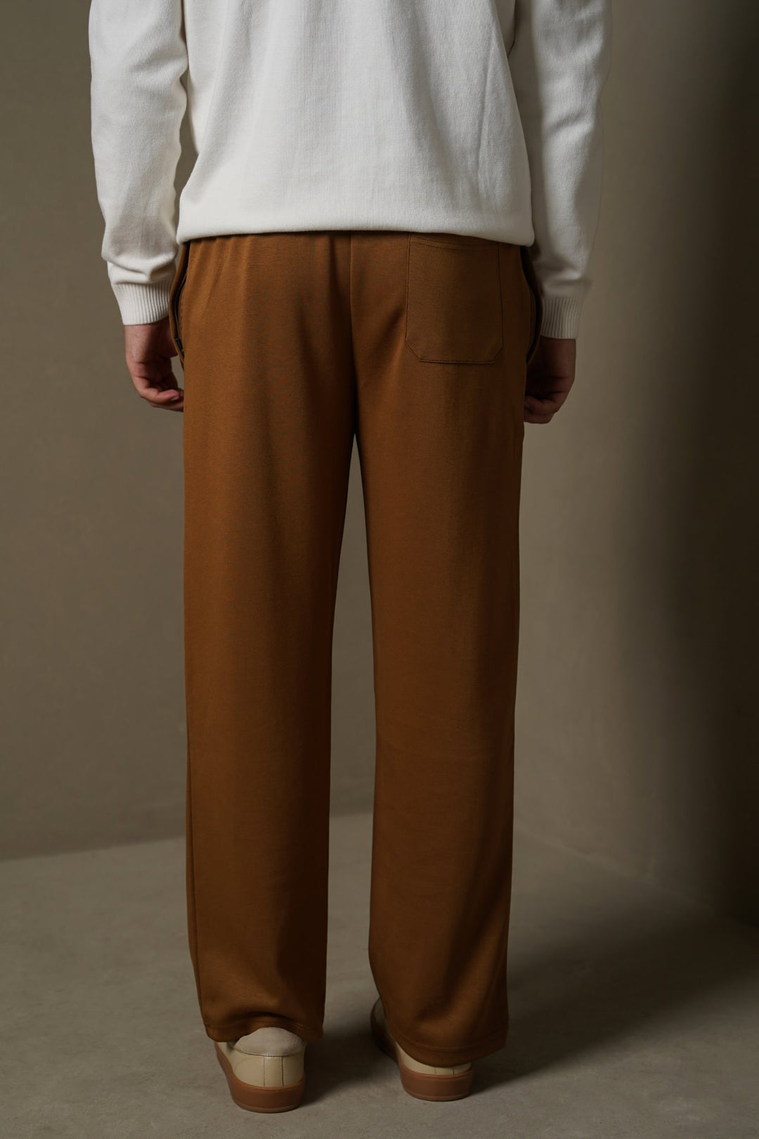 CAMEL STRAIGHT KNITTED PANTS