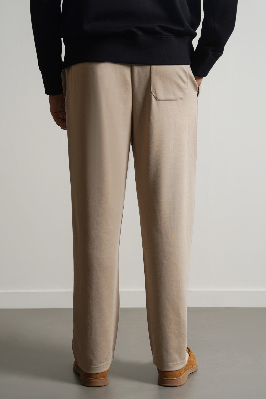 STRAIGHT KNITTED PANTS – Lama Retail