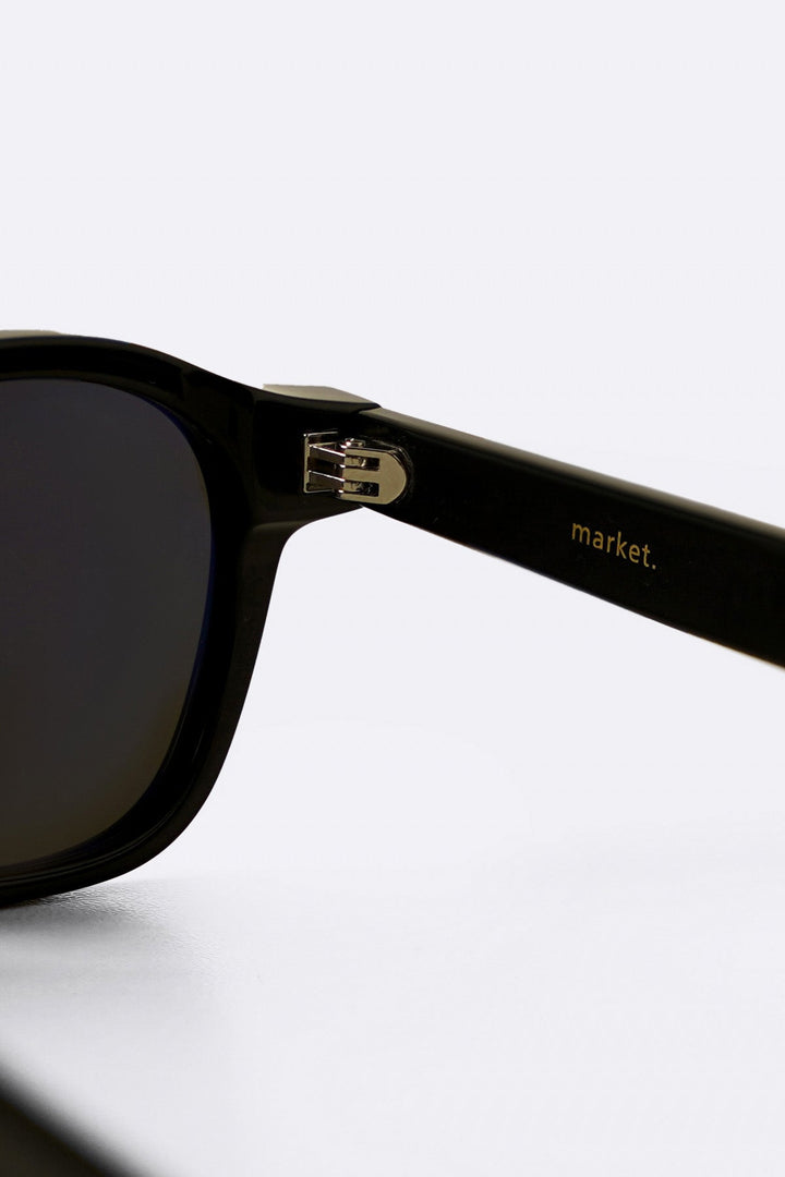 BLACK KARAKORUM BLACK