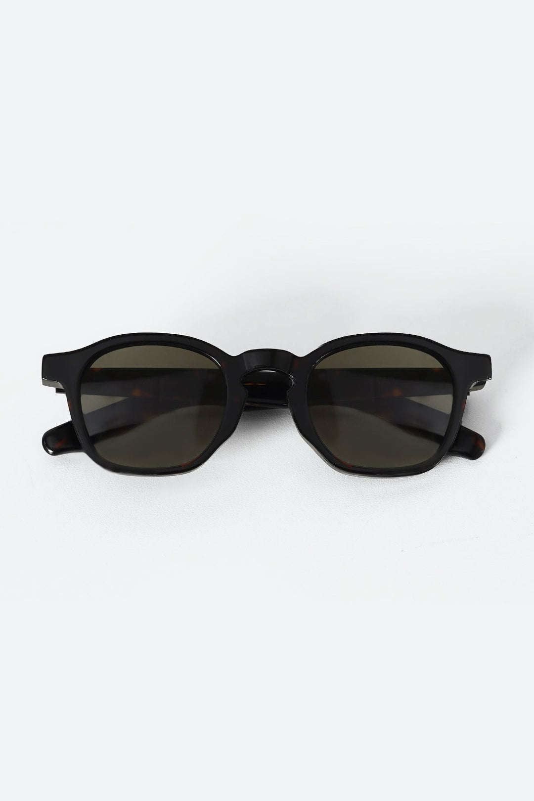 TORTOISE GREEN KARAKORUM RESIN