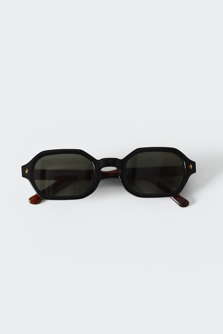 BLACK SUNDOWNER BLACK