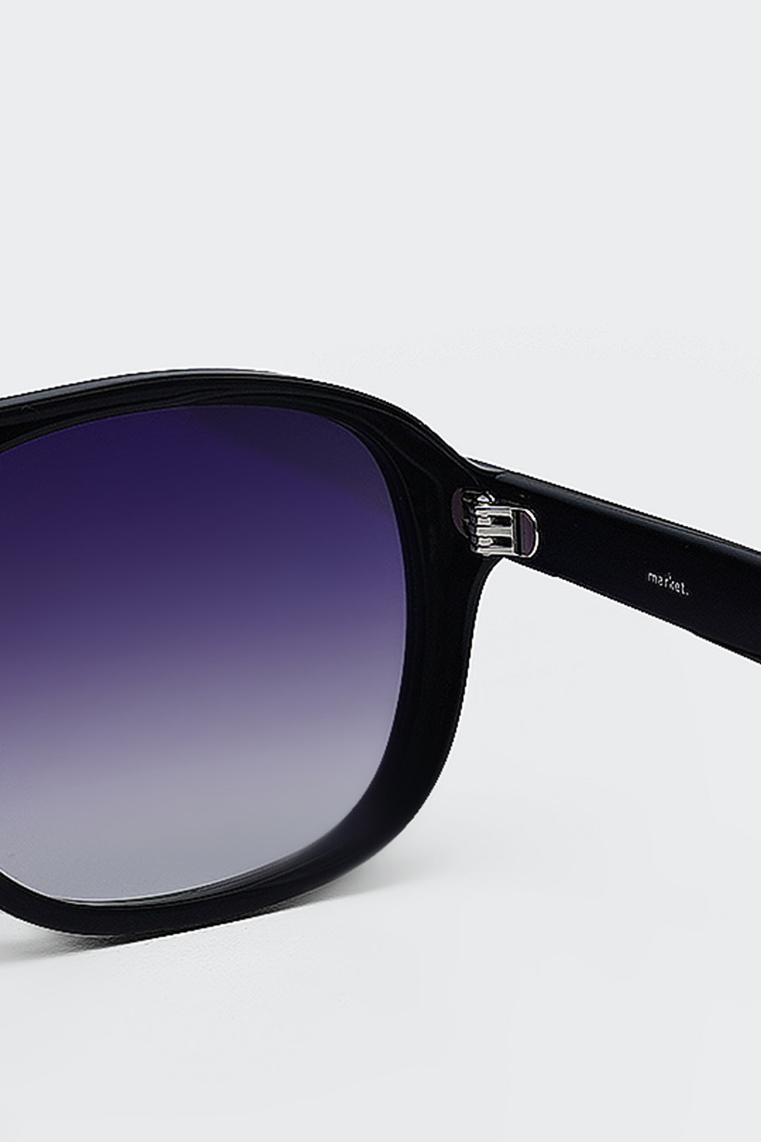 BLACK HAVANA BLACK