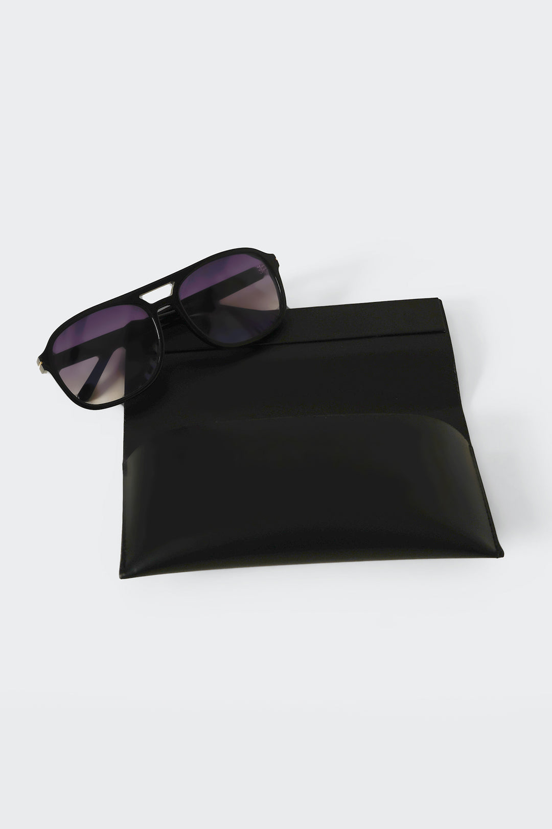 BLACK HAVANA BLACK