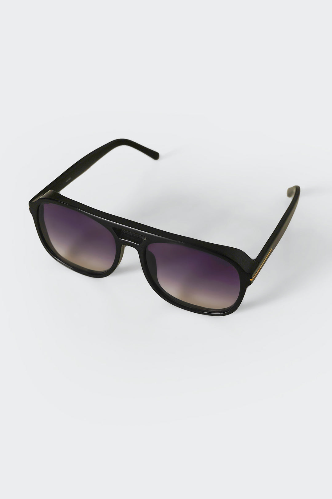 BLACK HAVANA BLACK