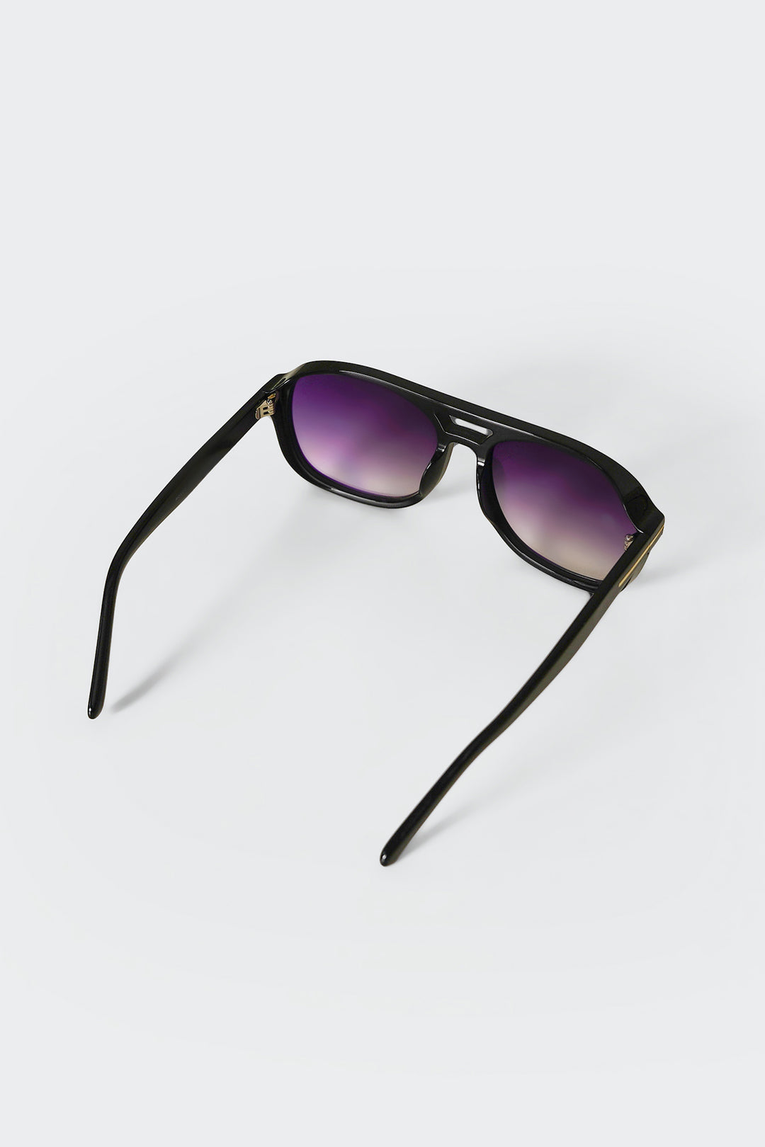 BLACK HAVANA BLACK