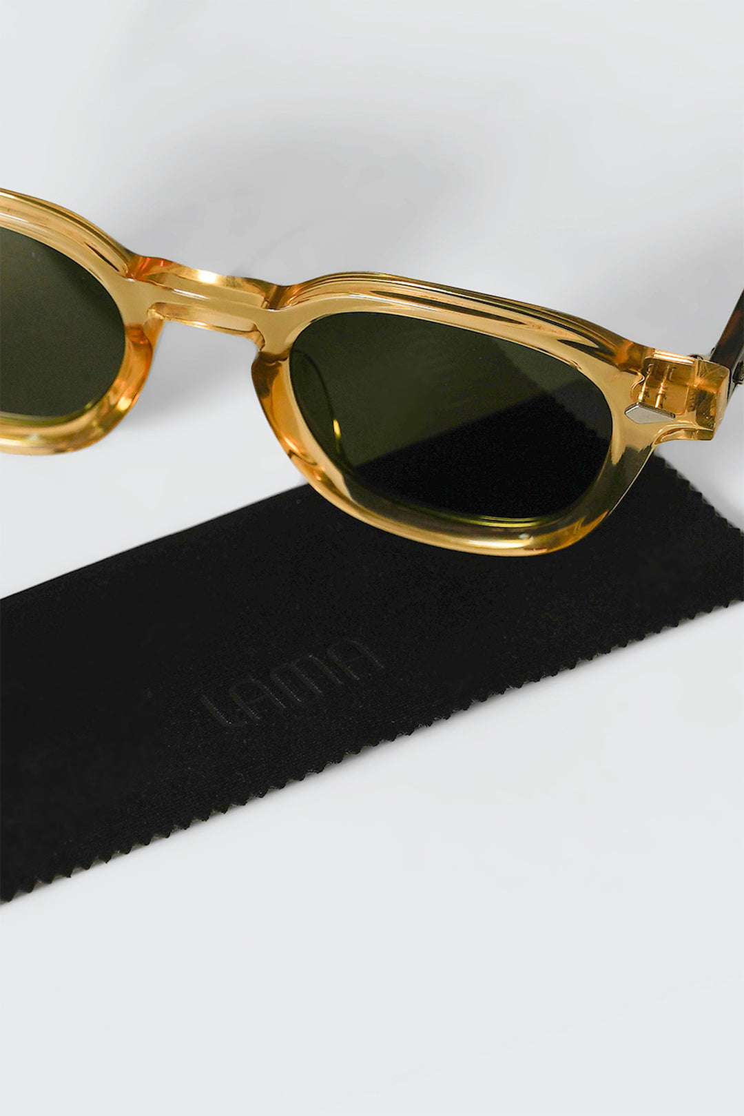 TORTOISE YELLOW AMALFI TORTOISE YELLOW