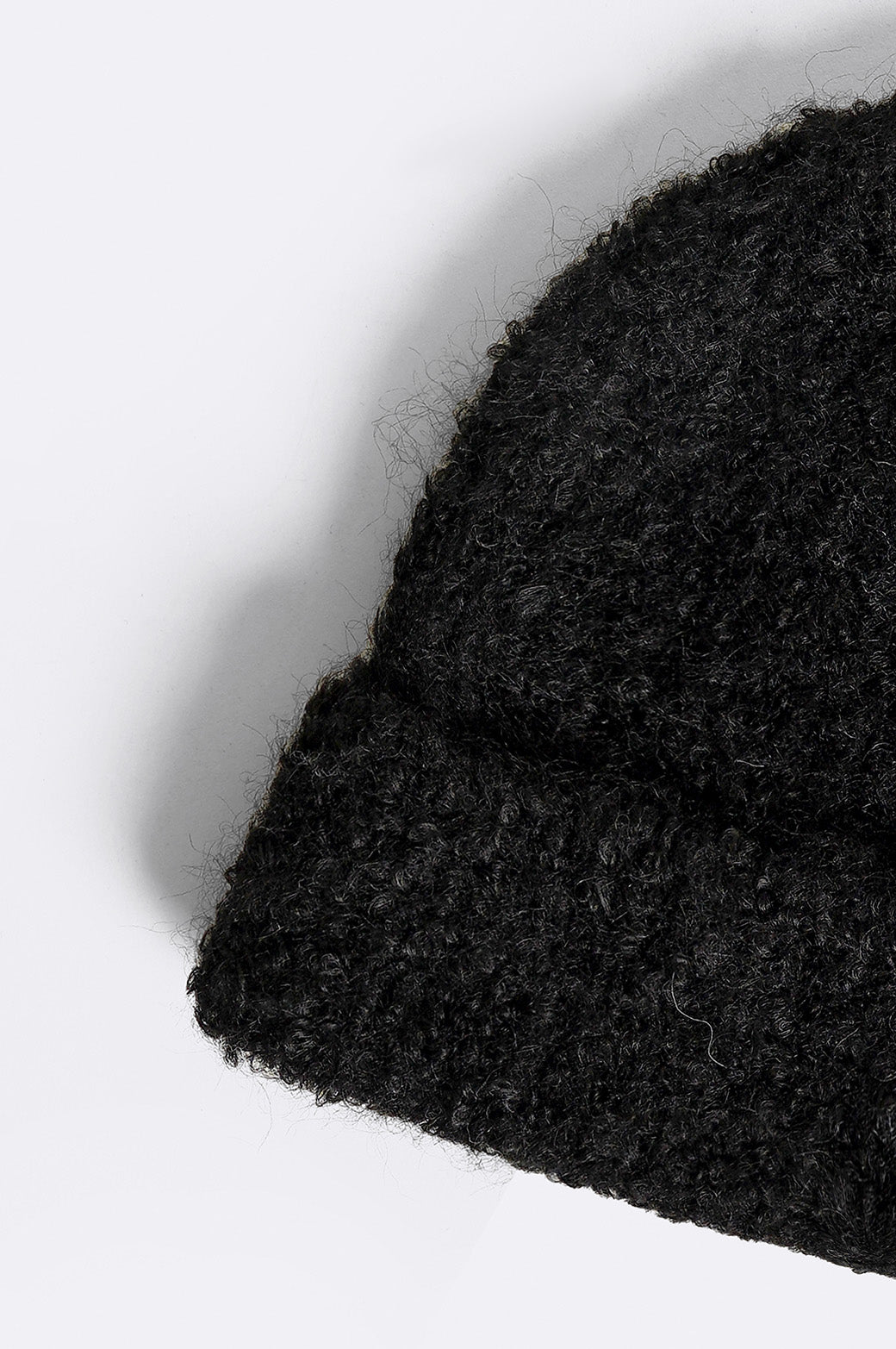 BLACK FUZZY WOOL BEANIE