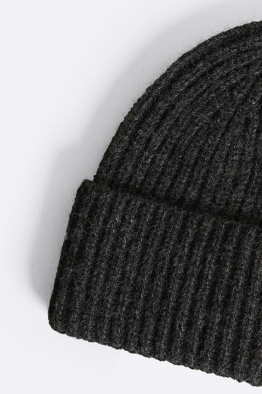 GREY RIB-KNIT BEANIE