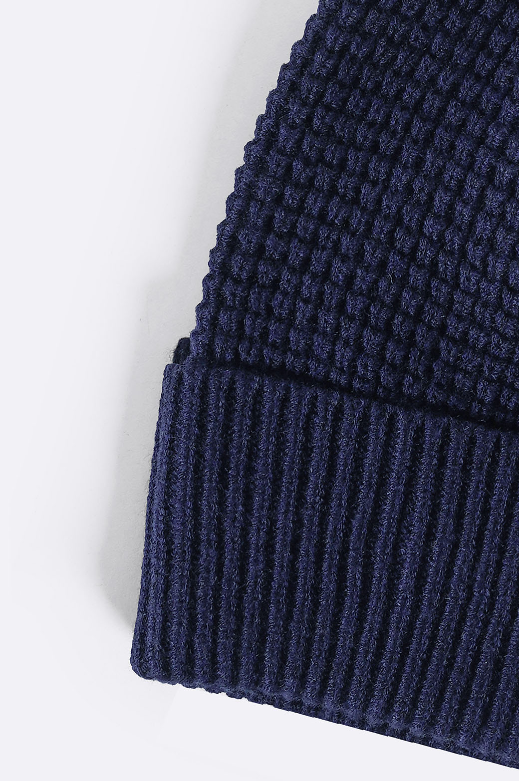 NAVY WAFFLE KNIT BEANIE