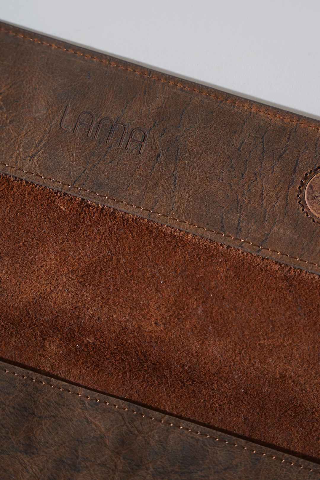 LAPTOP SLEEVE IN GENUINE LEATHER