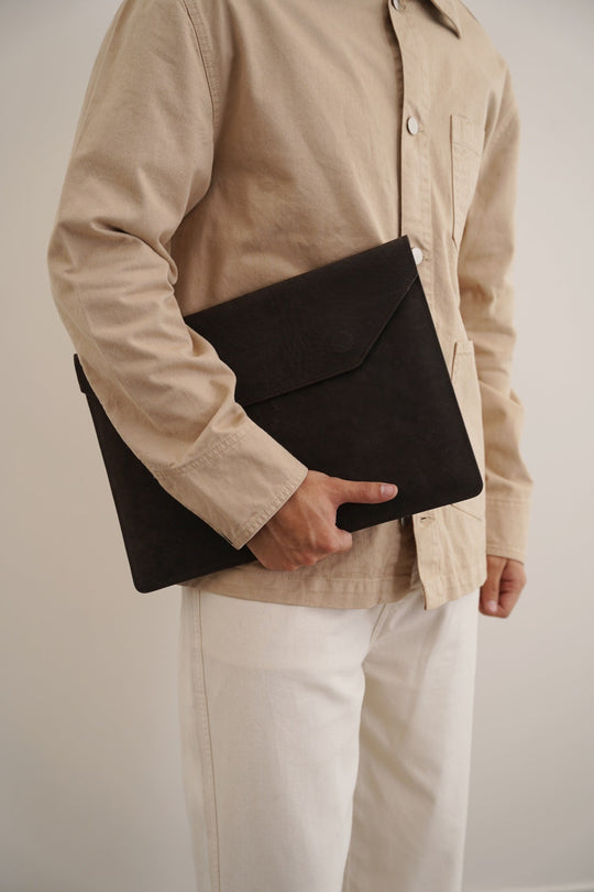 LAPTOP SLEEVE IN GENUINE LEATHER