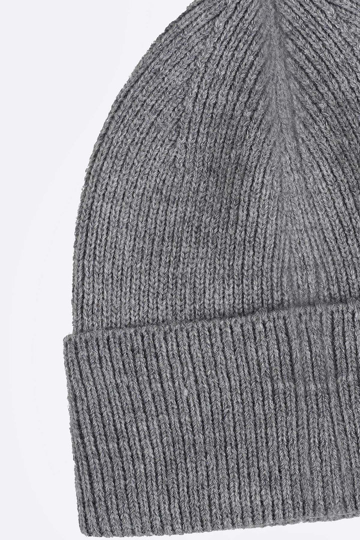 GREY CABIN RIBBED BEANIE