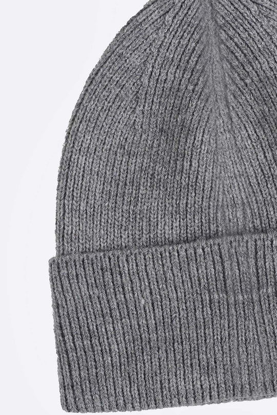 GREY CABIN RIBBED BEANIE