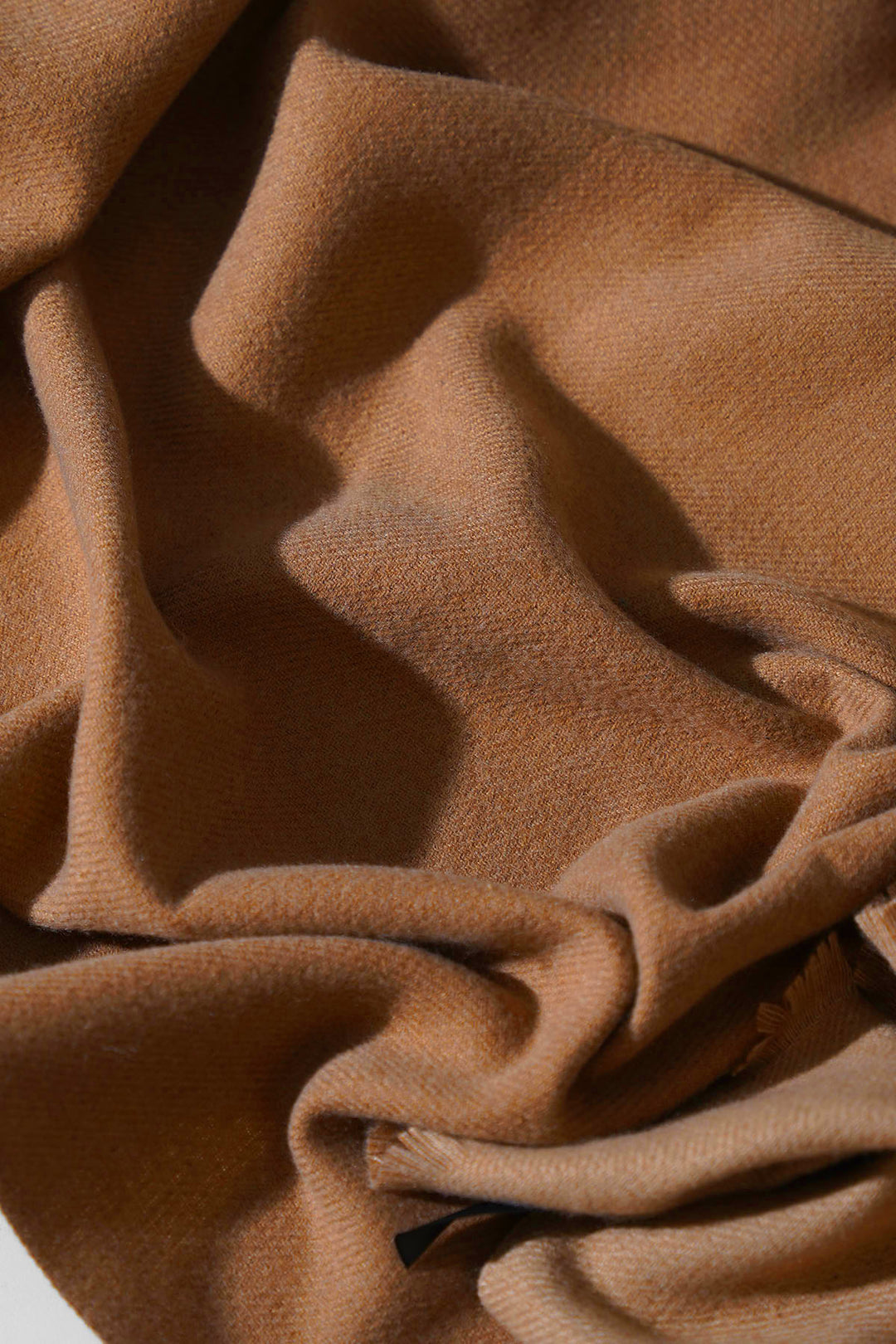 CAMEL PLUSH REVERSIBLE SCARF