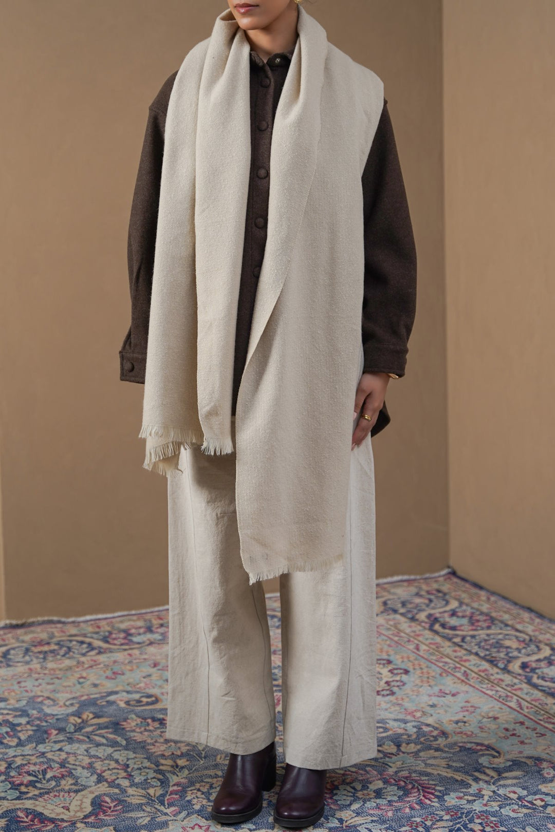 CREAM WINTER ESSENTIAL SCARF