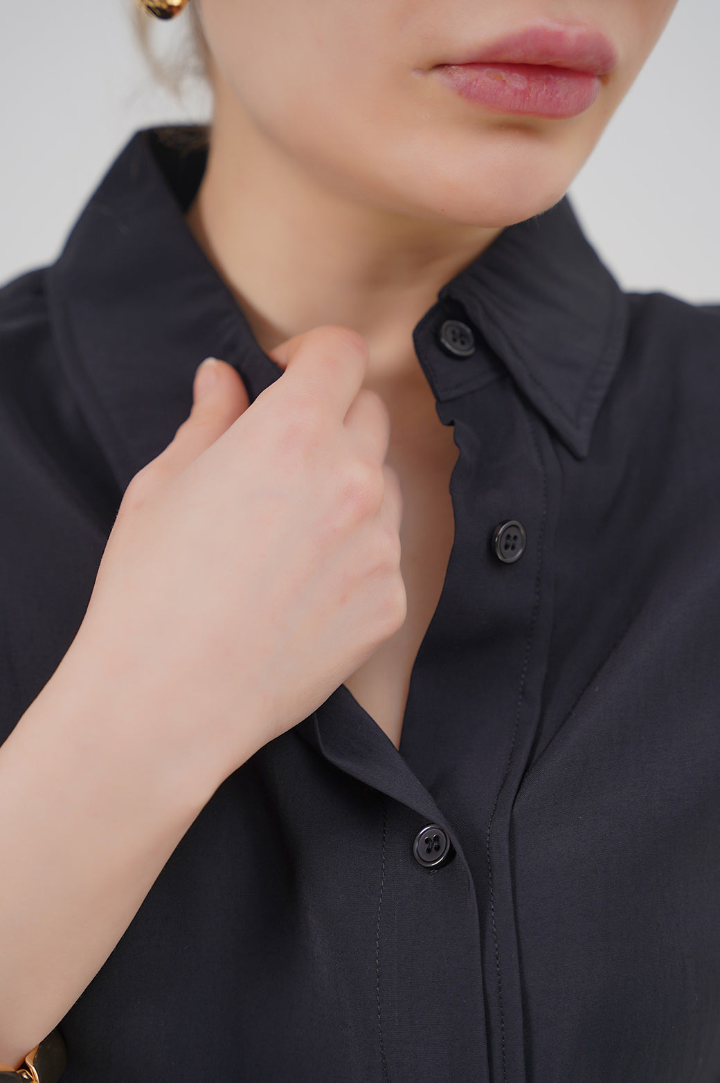 BLACK STONE WASH BUTTON DOWN