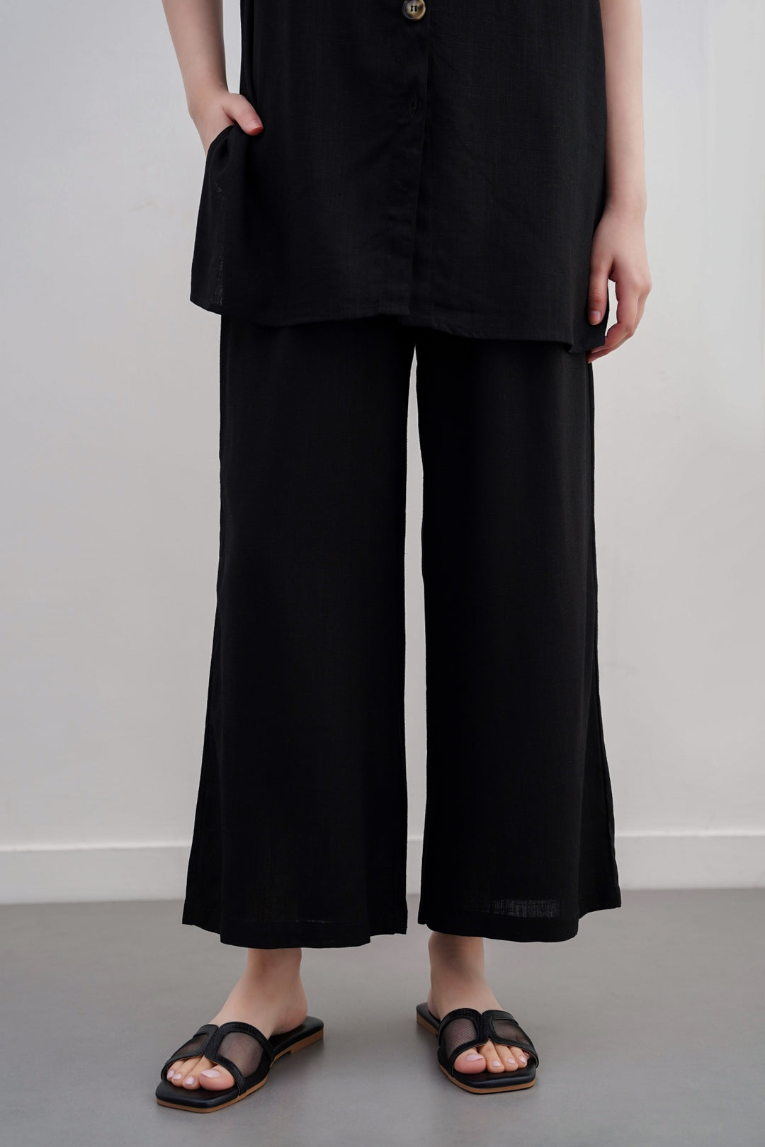 BLACK LINEN CULOTTES