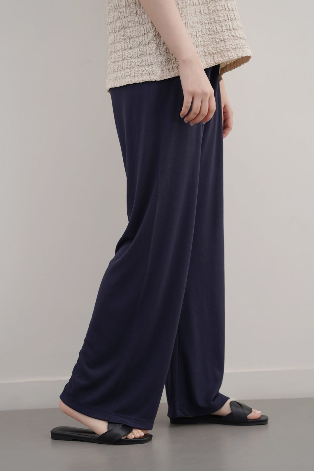 NAVY IN A CLOUD TROUSERS