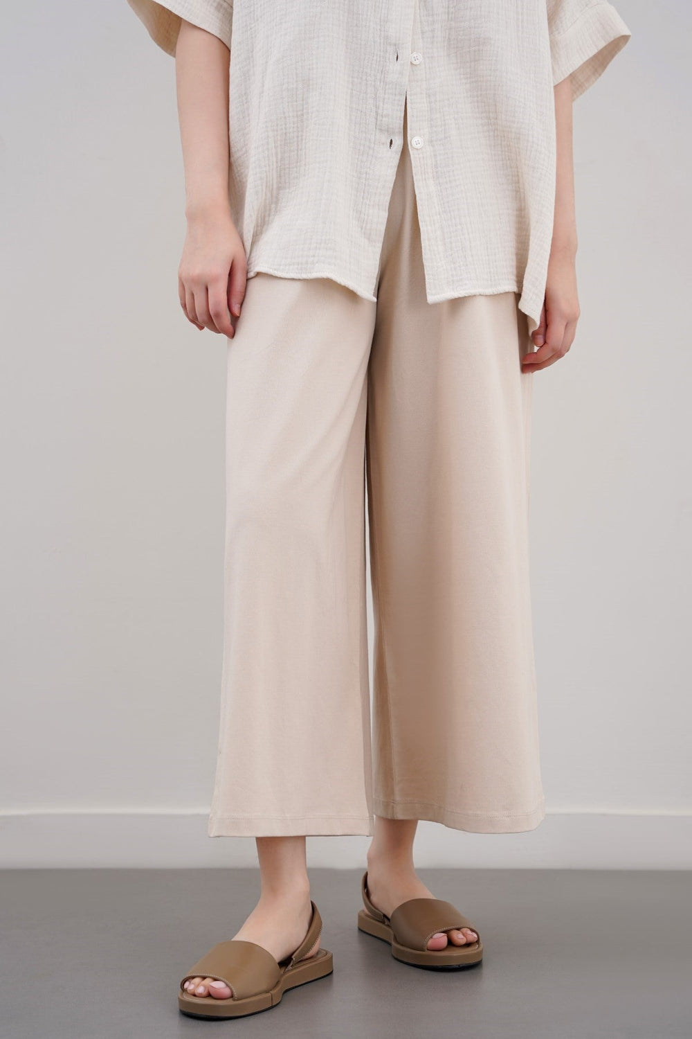 IVORY CROPPED WIDE PANTS
