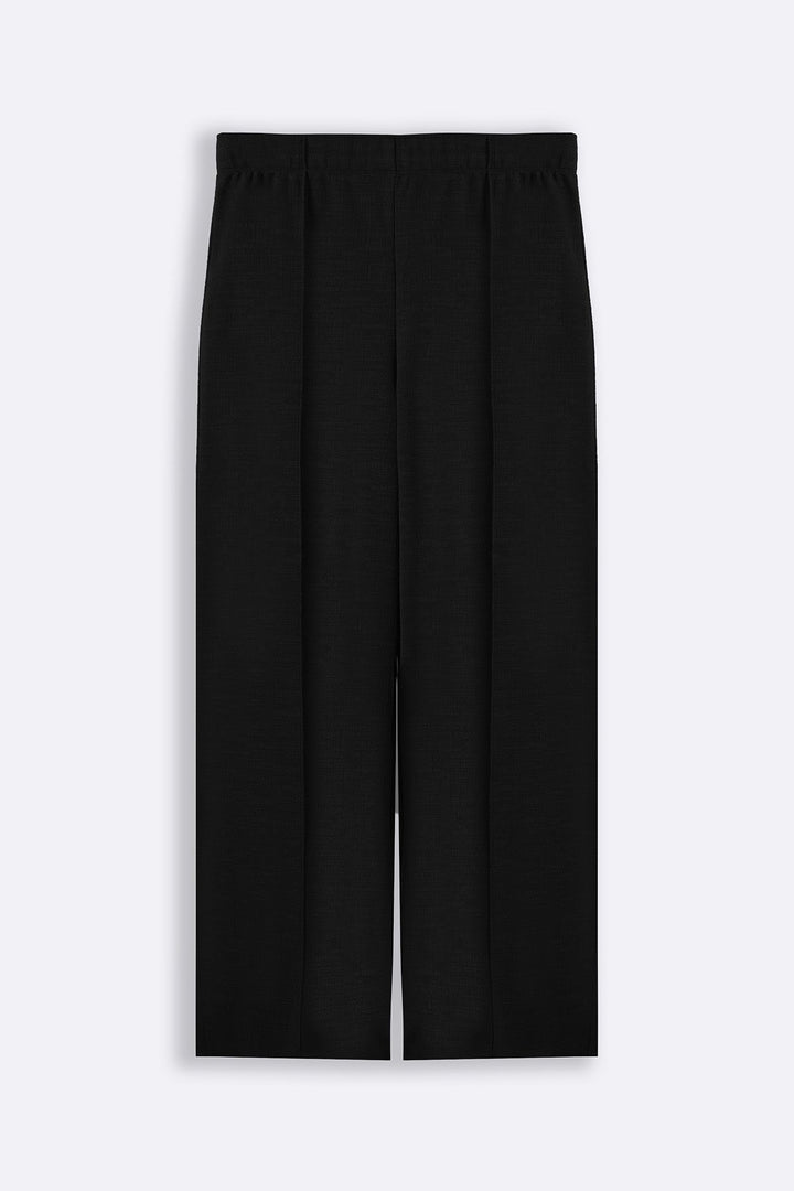 BLACK STRETCHY PANTS WITH PLEAT