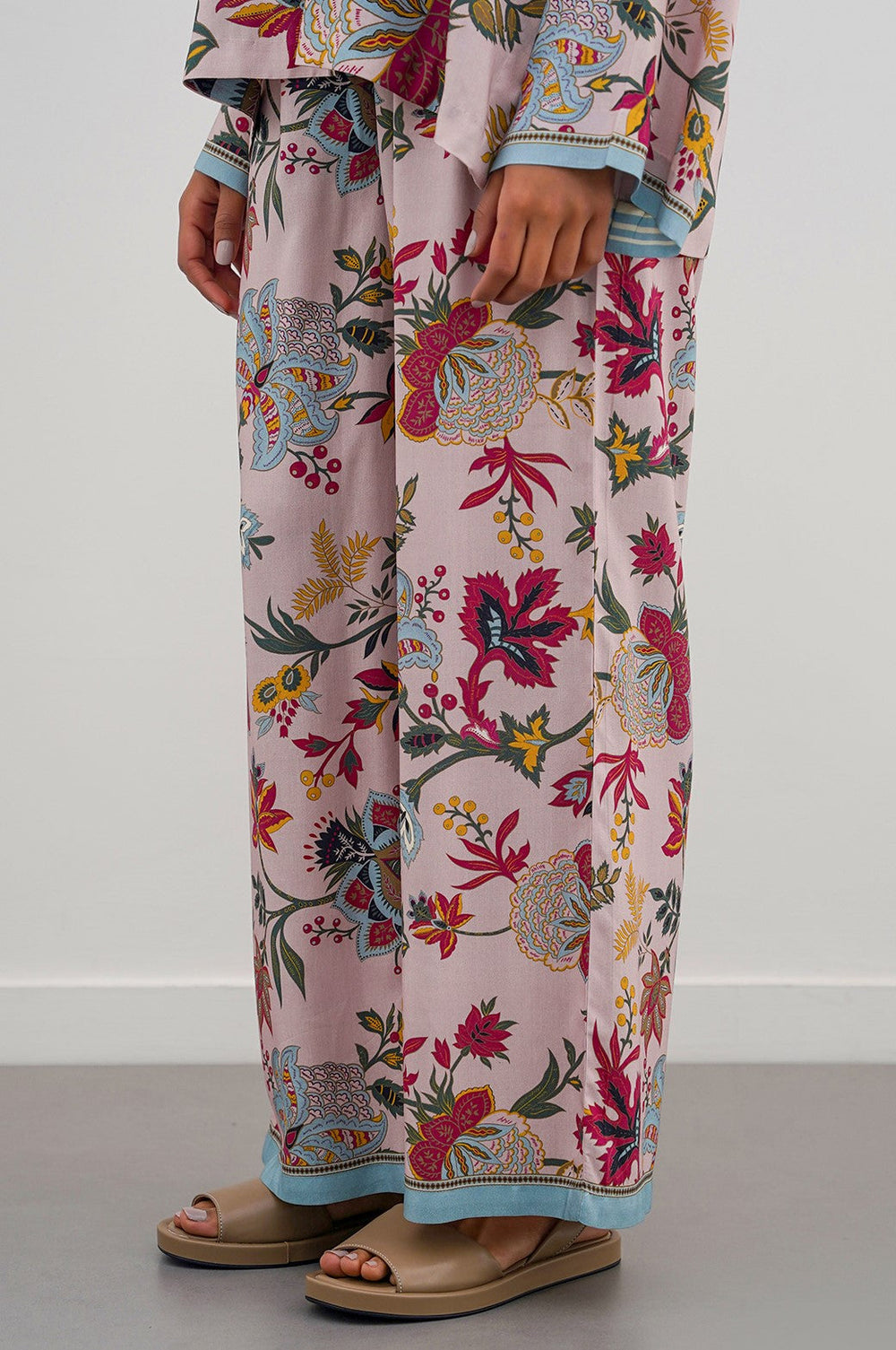 PINK BOW BLOOM PANTS