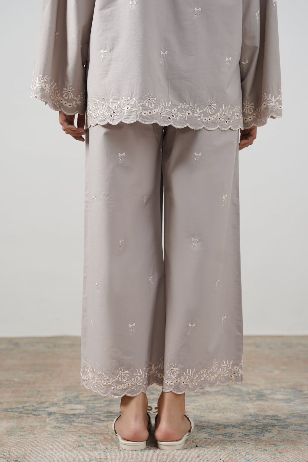 GREY PARADISE EMBROIDERED PANTS