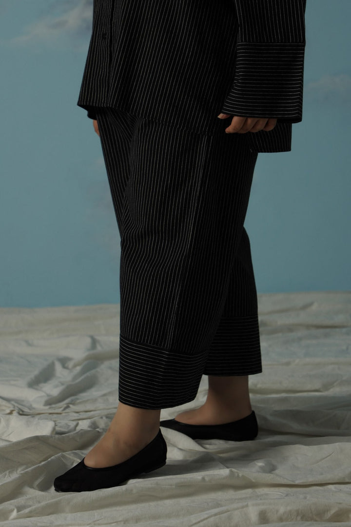 BLACK CURVE STRIPED CULOTTES