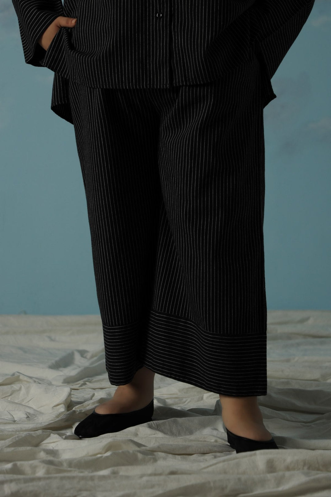 BLACK CURVE STRIPED CULOTTES