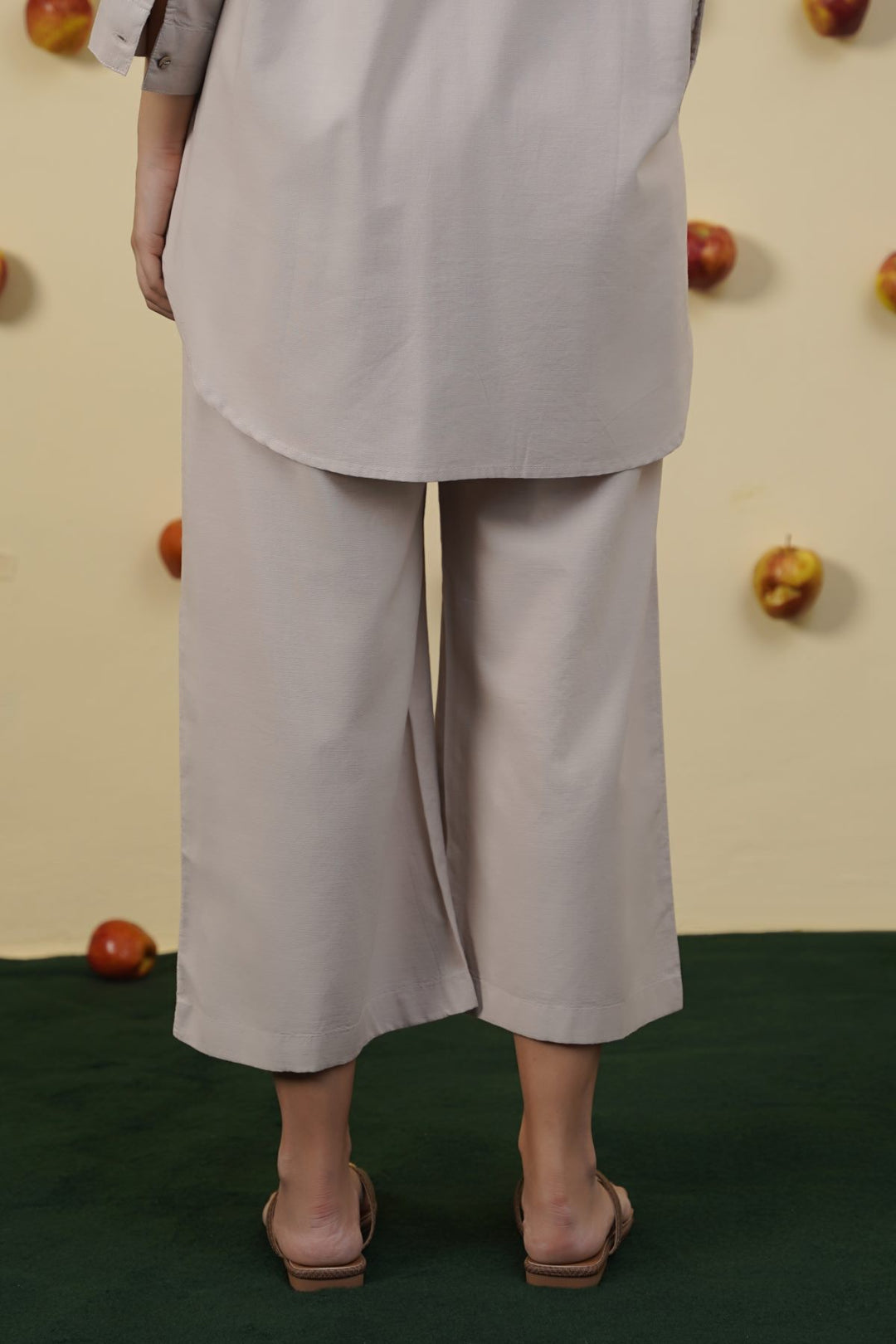 BEIGE ESSENTIAL COTTON CULOTTES