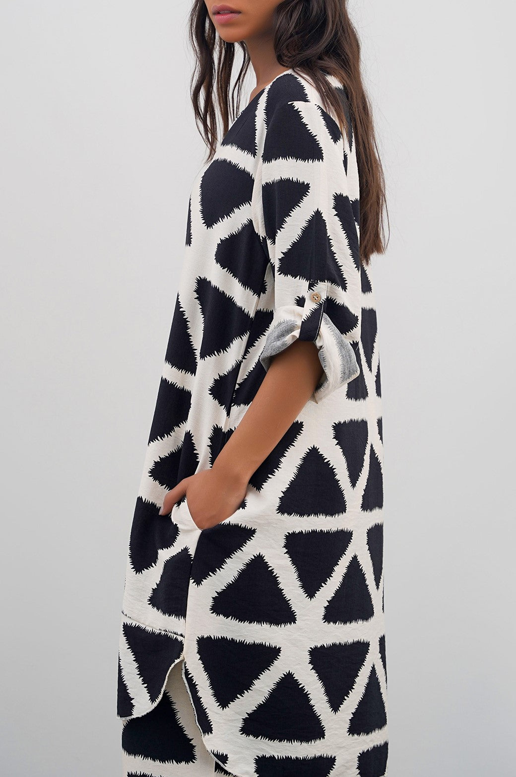 BLACK TRIPTYCH TUNIC