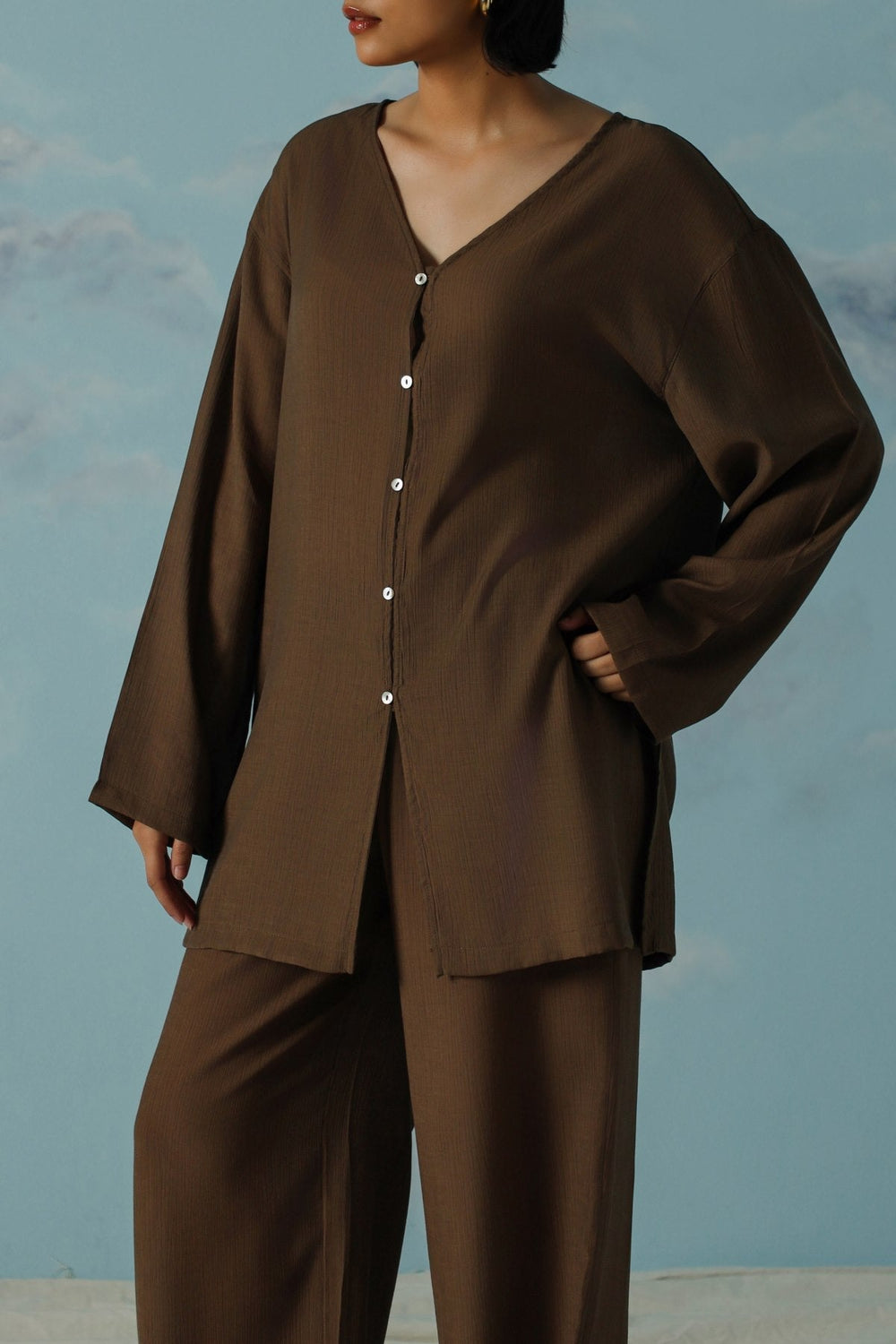 OLIVE FLOWY TEXTURED BLOUSE