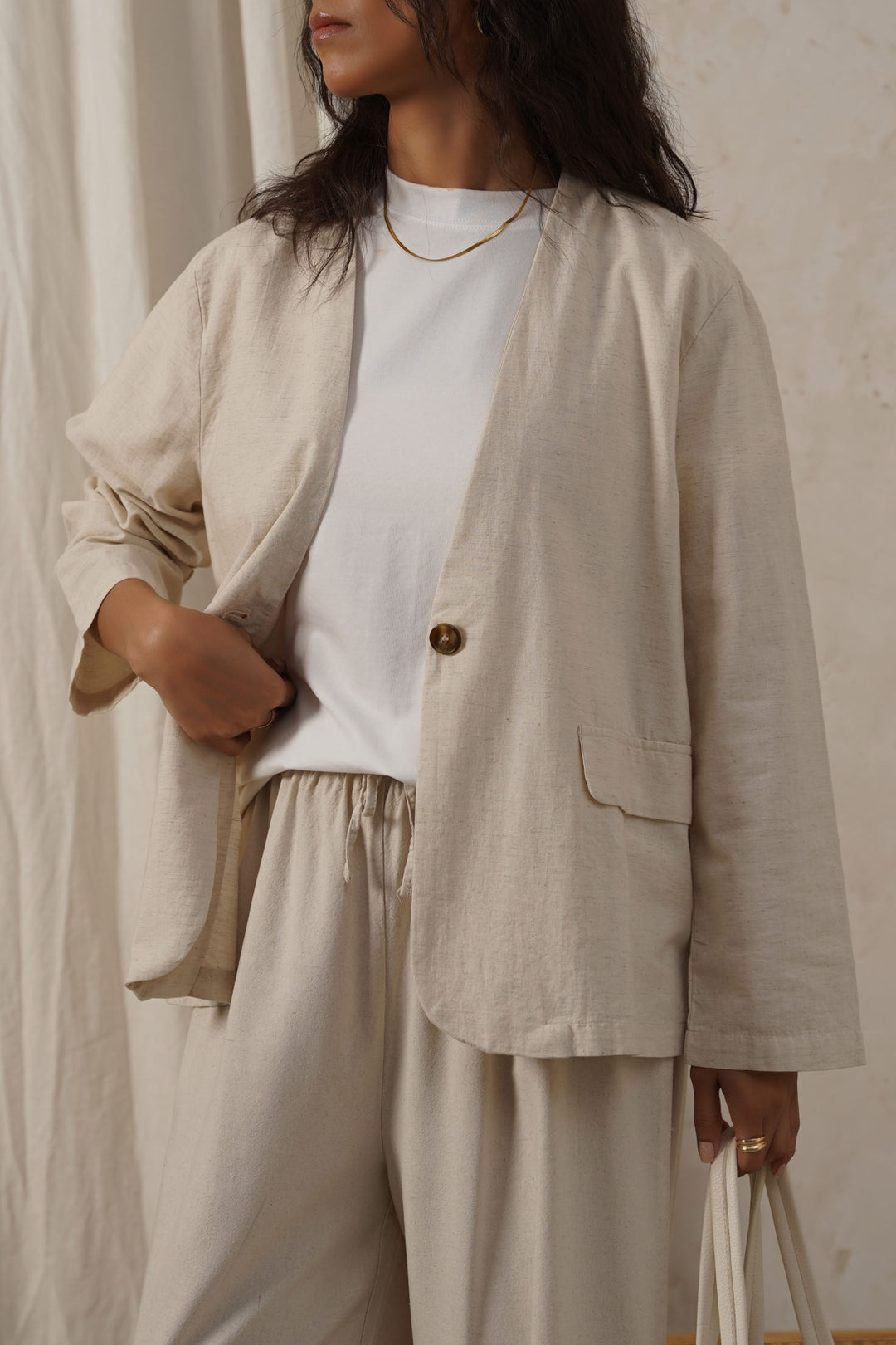BEIGE COLLARLESS LINEN BLAZER