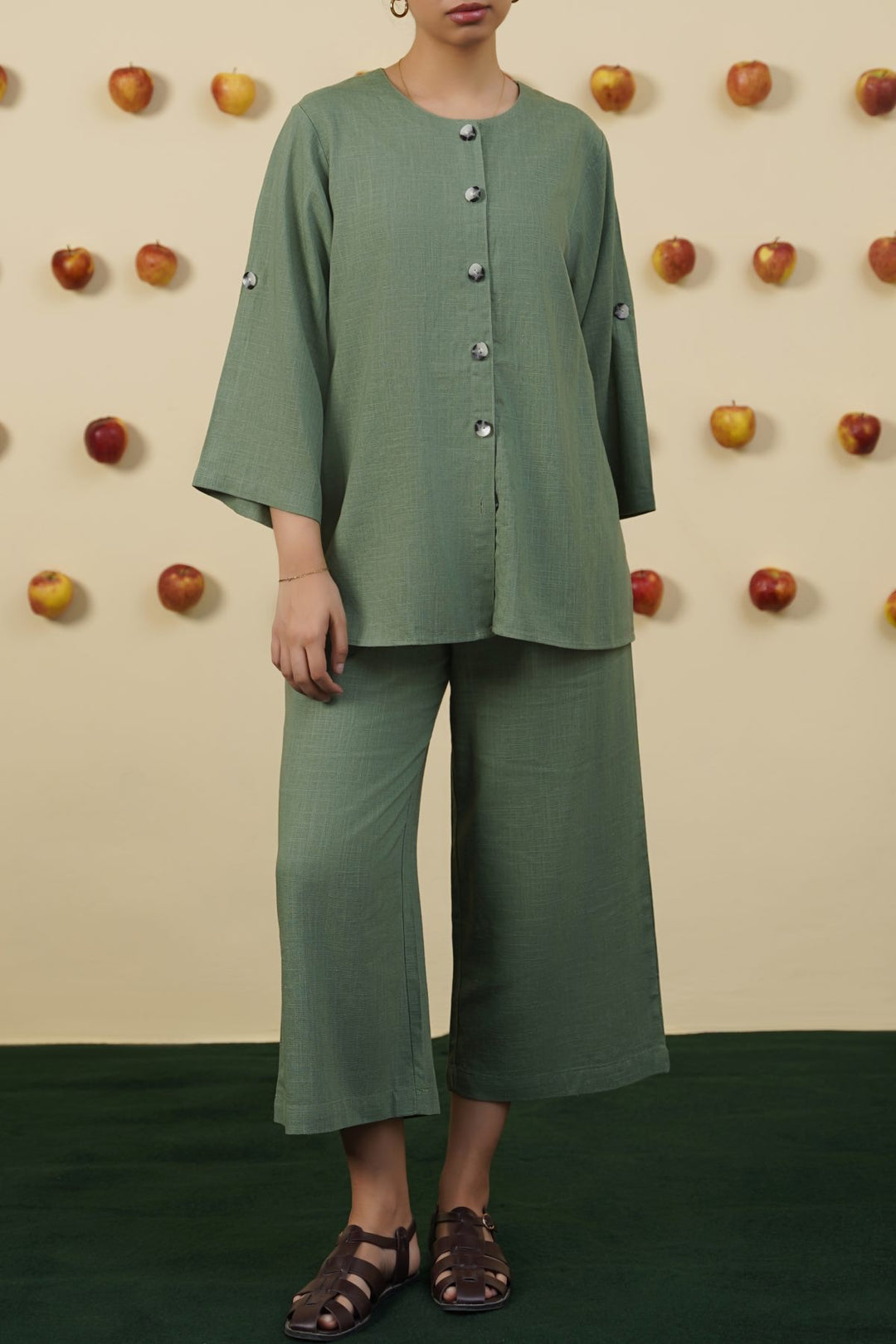 GREEN LINEN BLOUSE