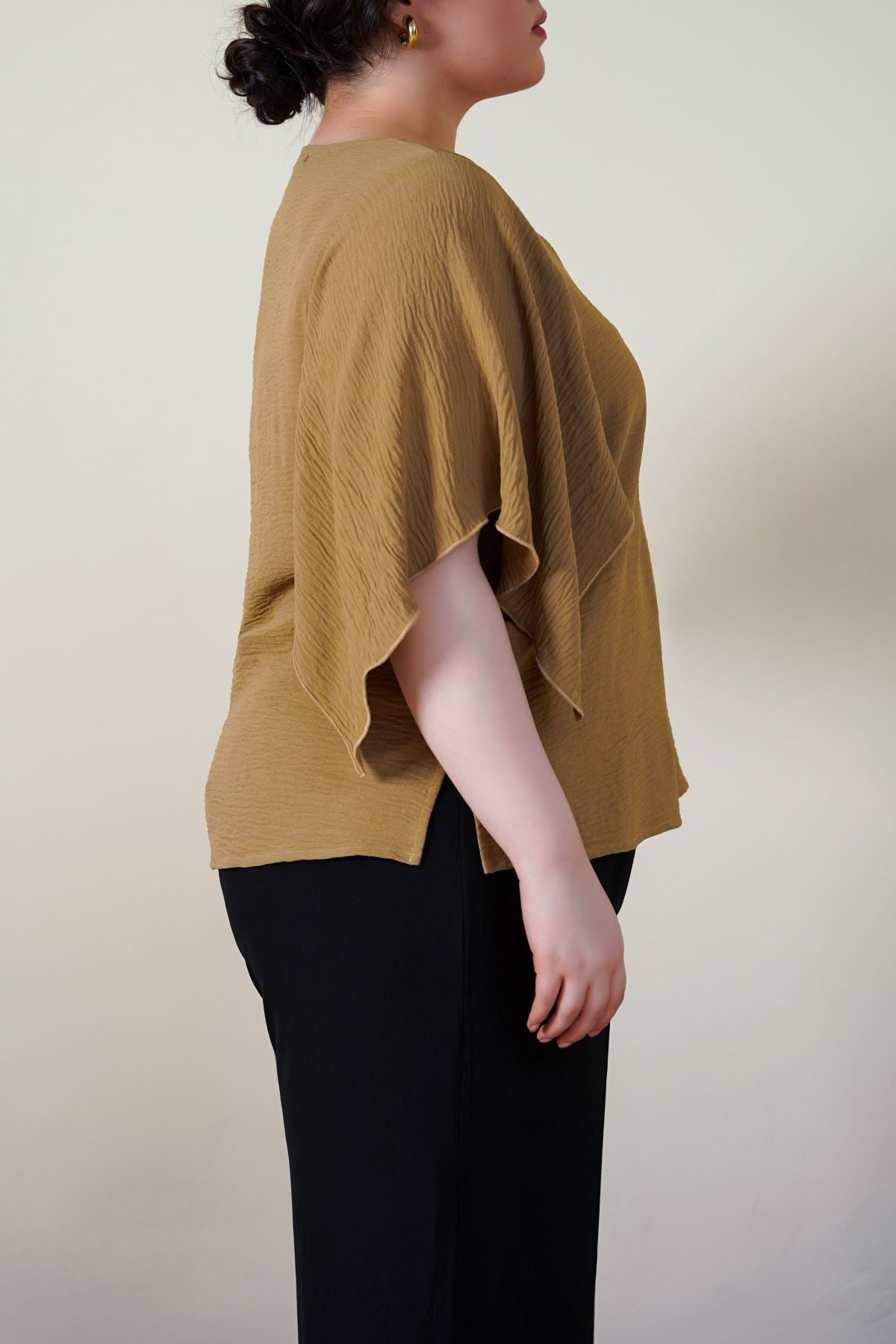 BATWING FLOWY SHIRT – Lama Retail