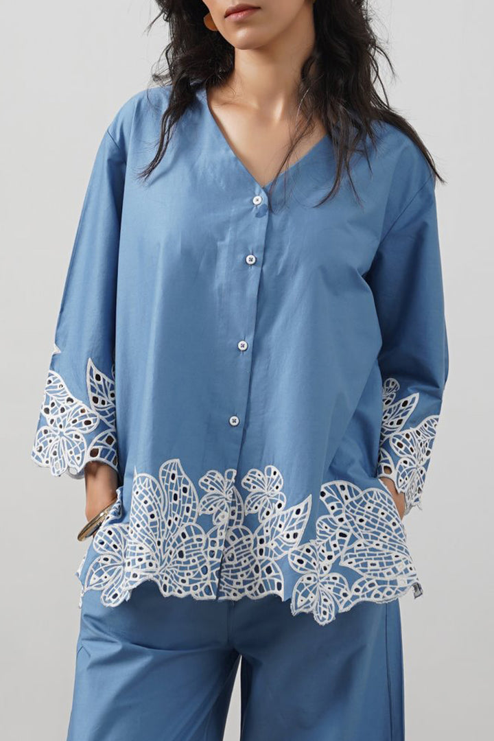 BLUE BLUE SAKURA BRODERIE SHIRT