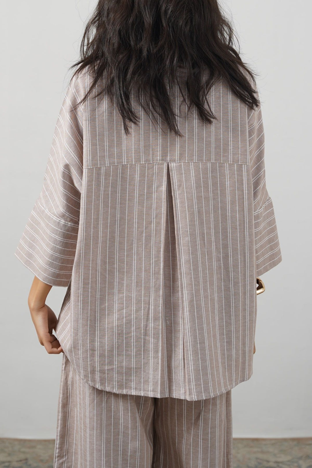 BEIGE LINEN BATWING SHIRT