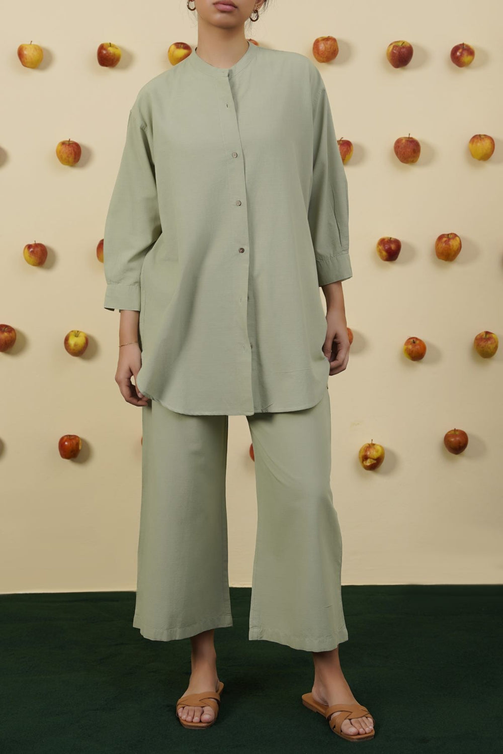 GREEN ESSENTIAL COTTON SHIRT