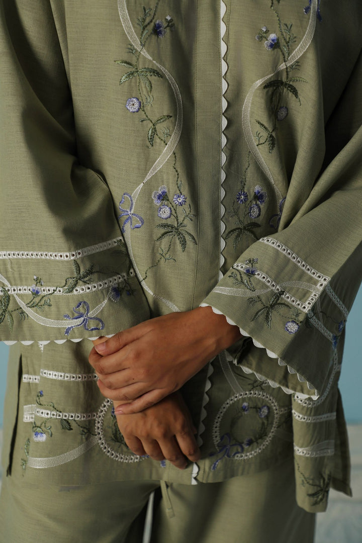LIGHT GREEN VIOLA AND SAGE EMBROIDERED SHIRT