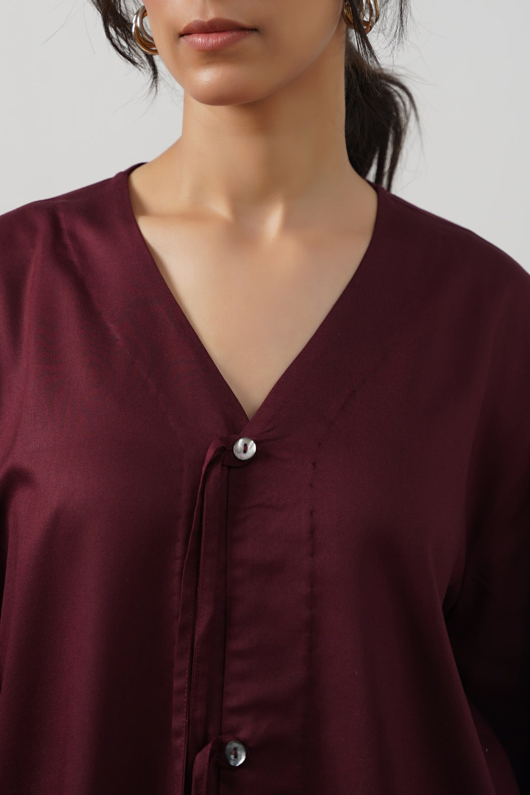 BURGUNDY FREESTYLE BOW BLOUSE