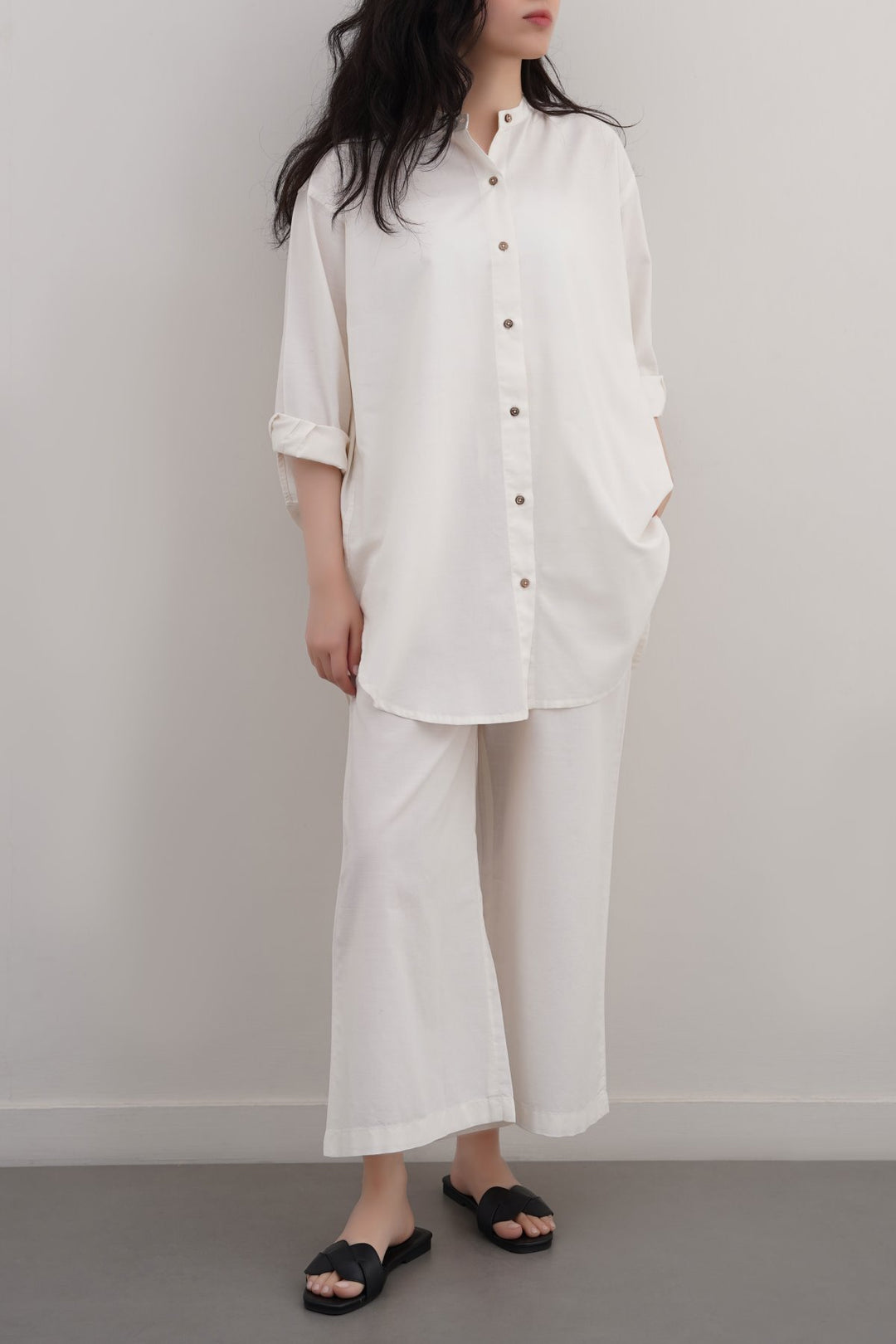 WHITE ESSENTIAL COTTON SHIRT