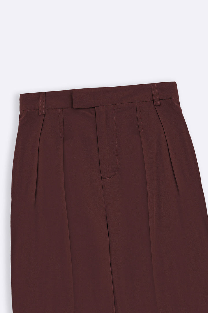 BURGUNDY SLOUCHY PLEATED PANTS
