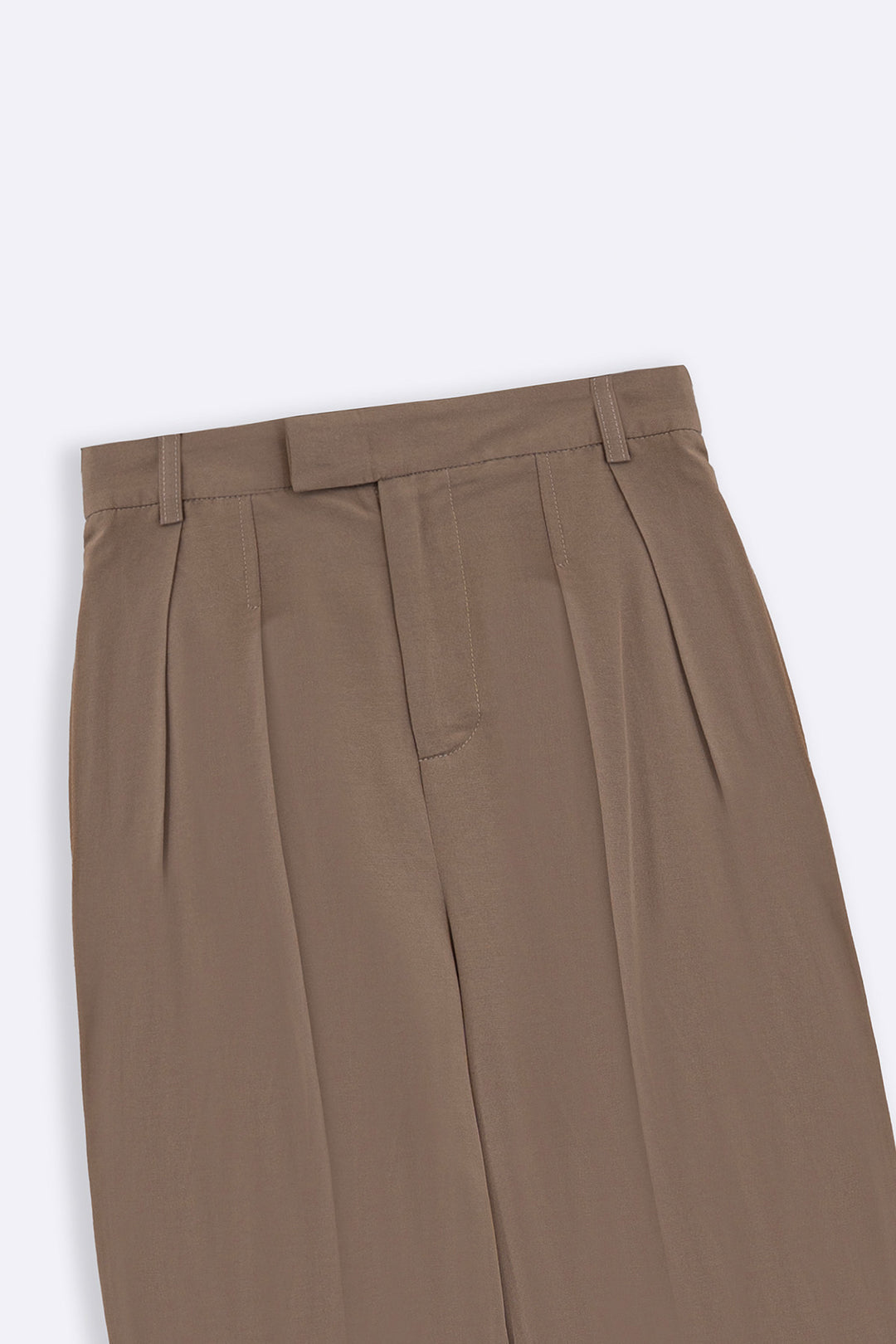 KHAKI SLOUCHY PLEATED PANTS