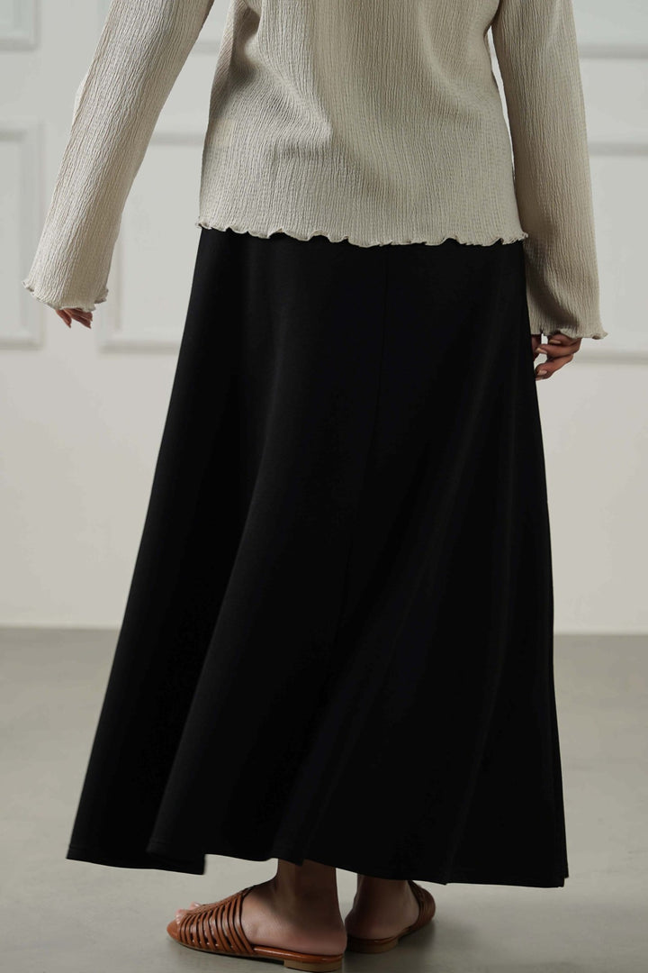 BLACK CASUAL EVERYDAY SKIRT