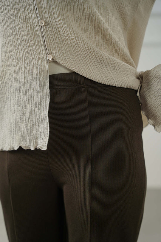 BROWN TAPERED SLIT PANTS