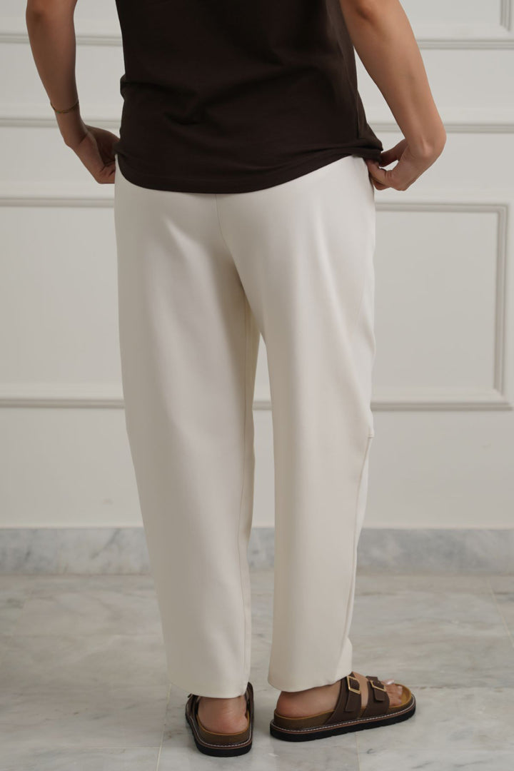 CREAM STUDIO BARREL PANTS