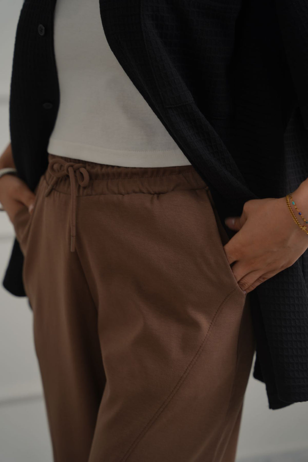 TAUPE STUDIO BARREL PANTS