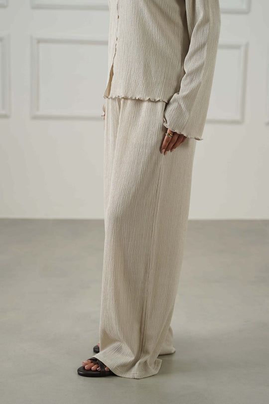 IVORY CRINKLE KNIT PANTS