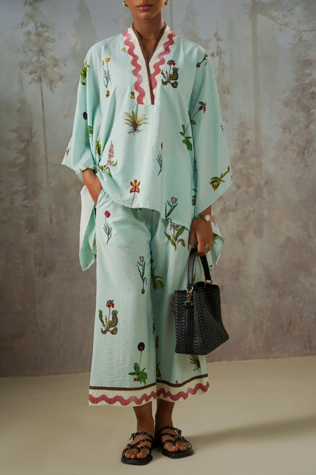 AQUA FLOWERS IN WATER CULOTTES